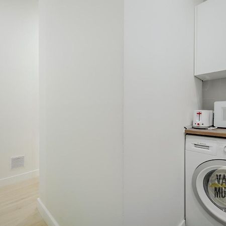 Nuevo Apt De 7 Pax En El Corazon De Malasana Madrid Exterior foto
